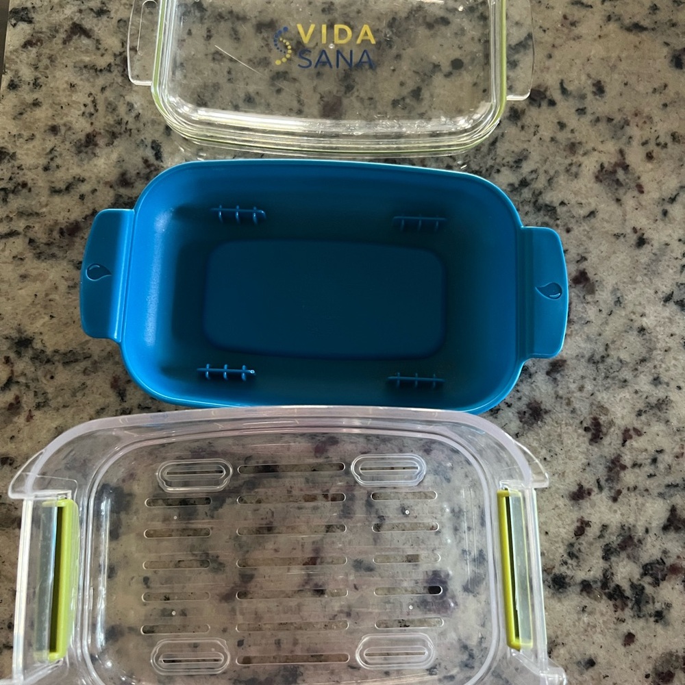 Blue Food Storage Container - Picture 2 of 4